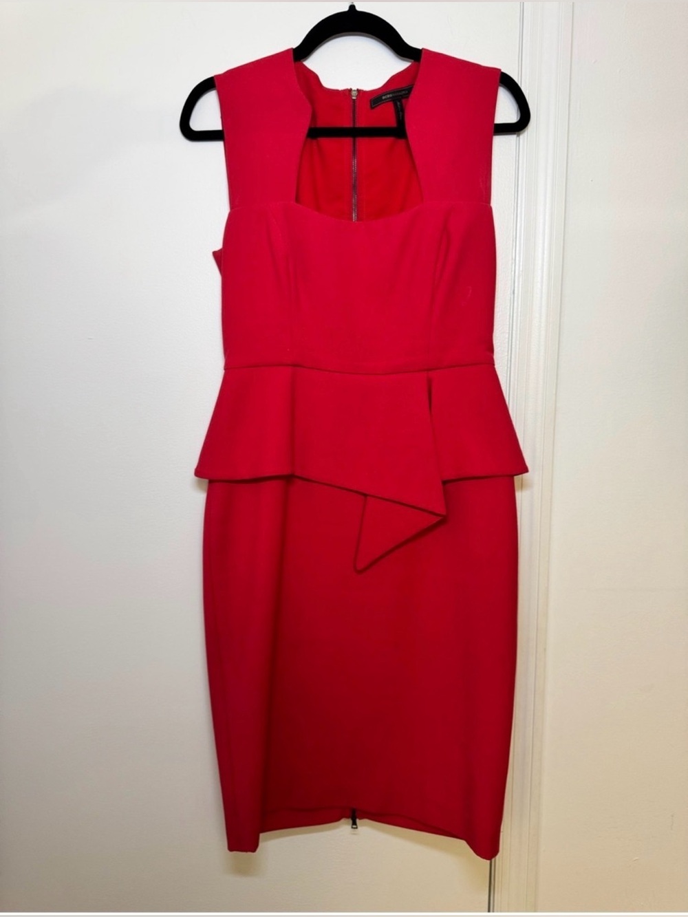 EUC BCBGMaxAzria Red Sleeveless Peplum Sheath Dress Size 6